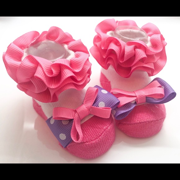 Stepping Stones Baby Girls Hat & Socks - Picture 3 of 3